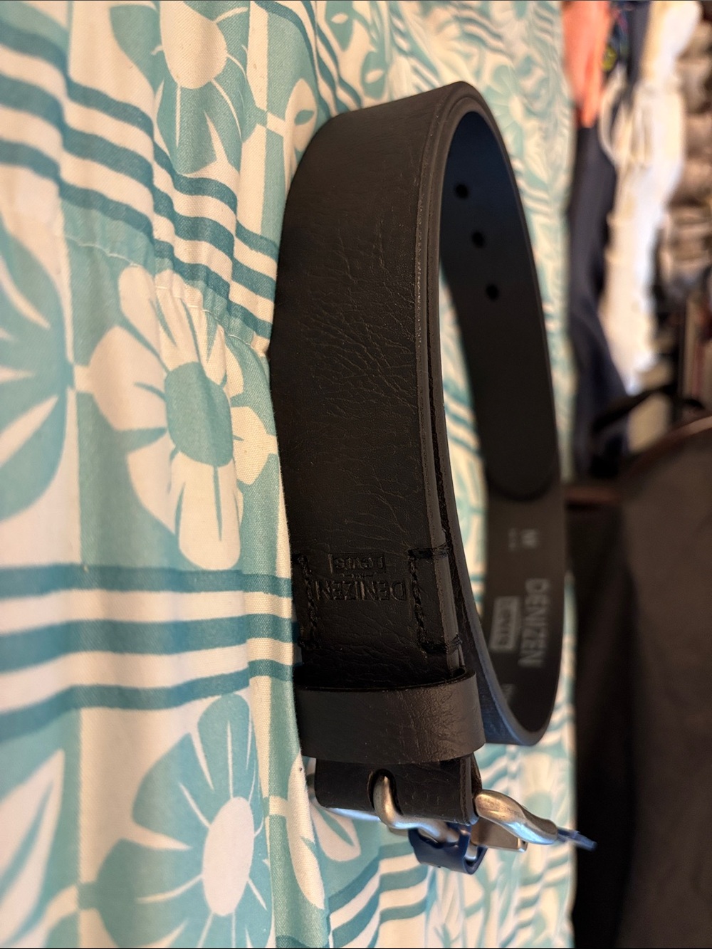 Levi's Black Leather Men’s Belt with Silver Buckle